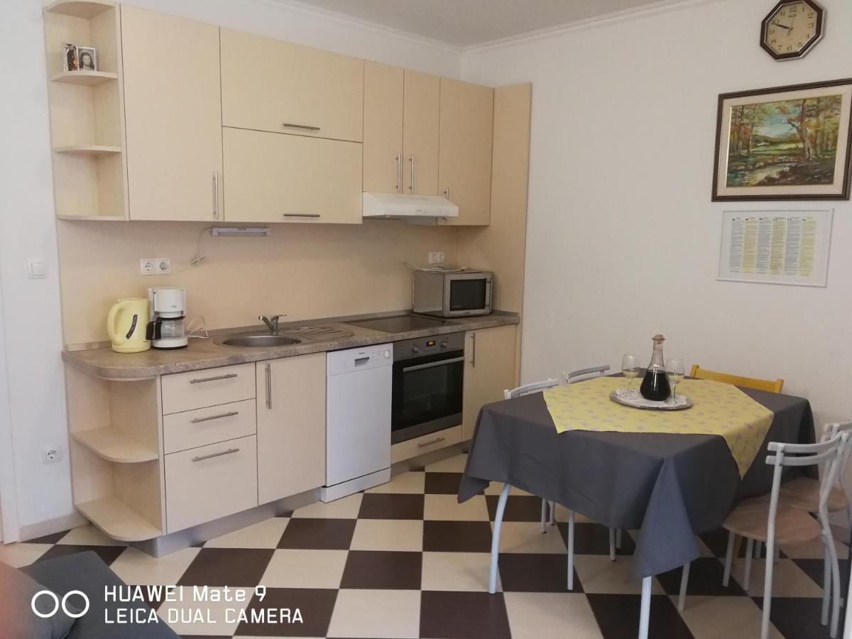 Angelina Apartman Kaštela Buitenkant foto